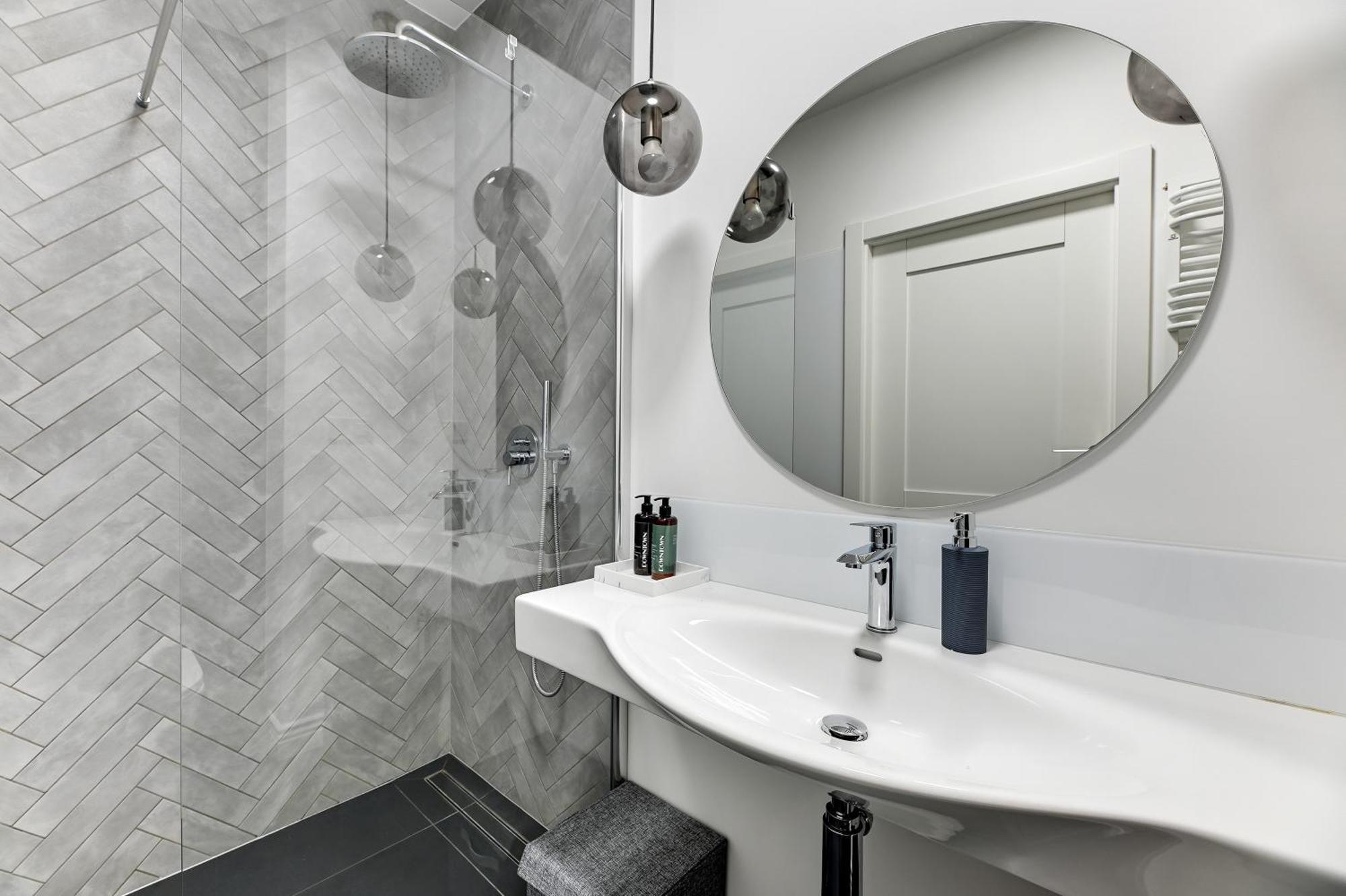 Aura III Apartments & Free Parking By Downtown Apartments Γκντανσκ Δωμάτιο φωτογραφία